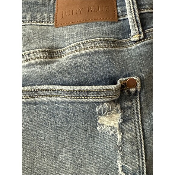 Judy Blue High Waist Vintage Wash Bermuda Denim Short Size 3XL Distressed - Picture 6 of 12
